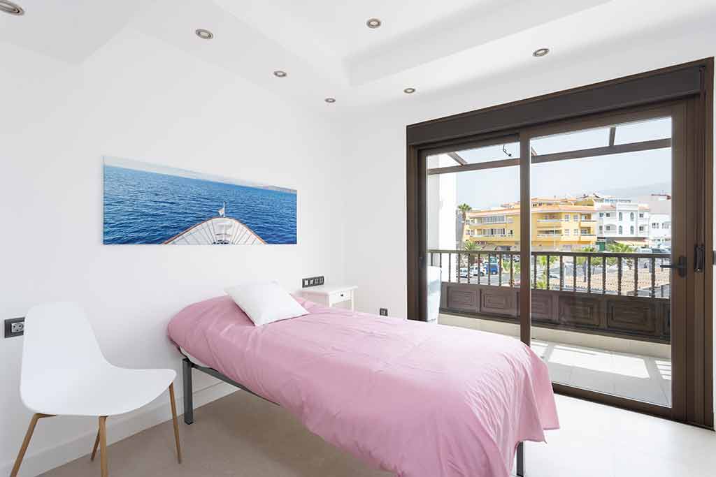 Dormitorio 116 Playa San Juan Perfect Stay